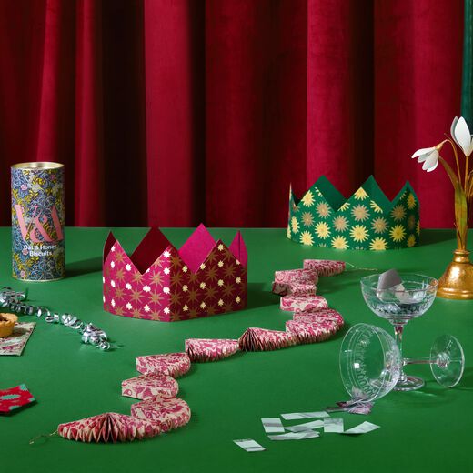 Festive paper crowns - pack of 6